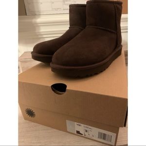 Ugg Shortie Boot